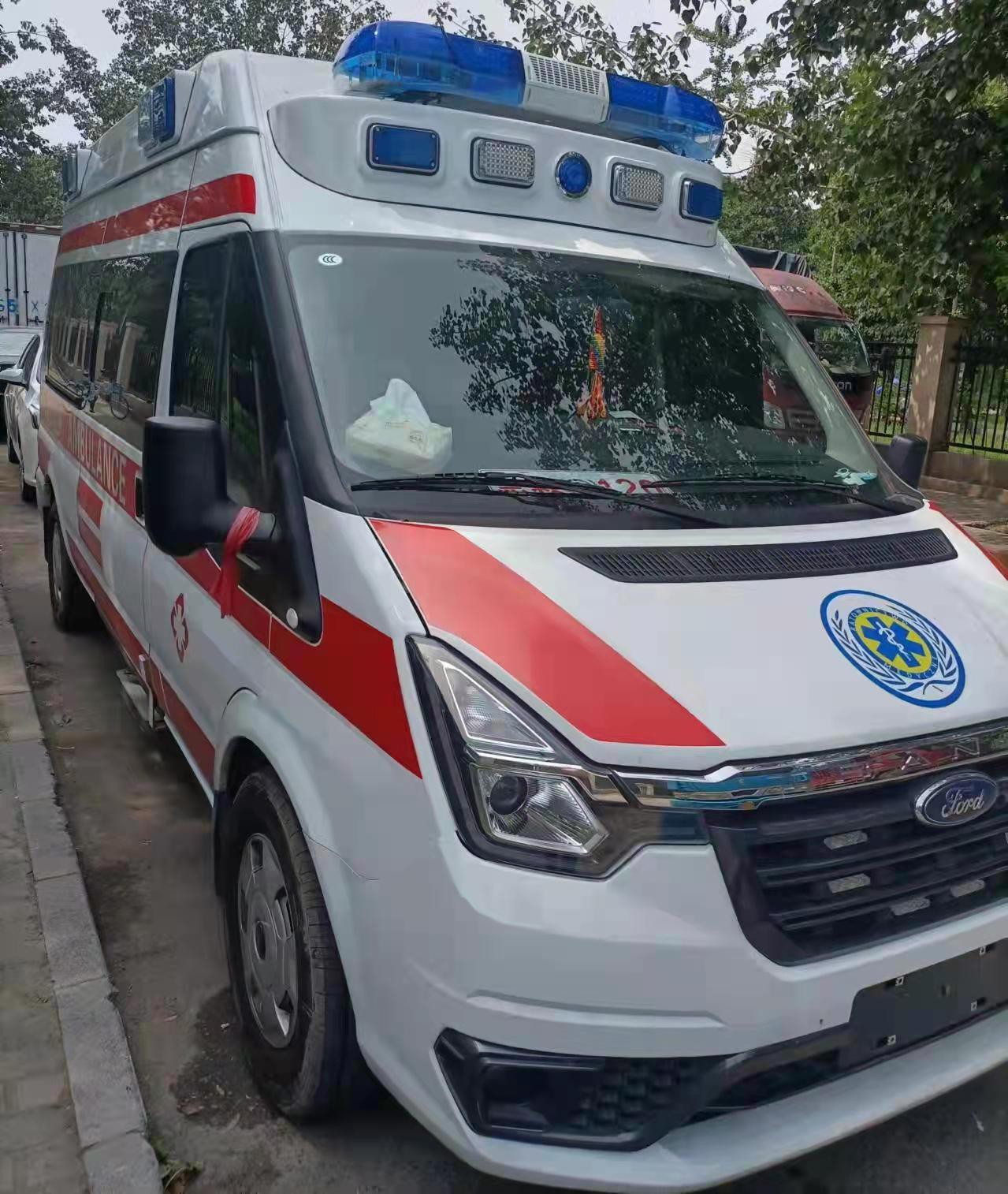 突泉县救护车转院